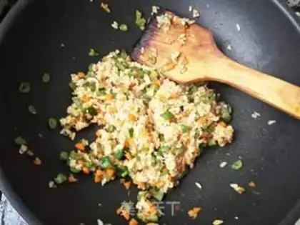 Make Delicious fried rice step 1