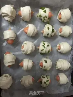 Make Sour sausage rolls step 3