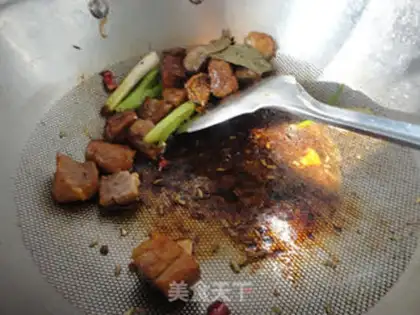 Make Tomato beef noodles step 8