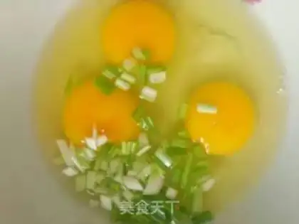 Make Tomato eggs for noodles step 0