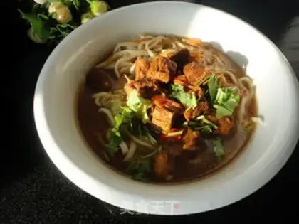 Make Tomato beef noodles step 16