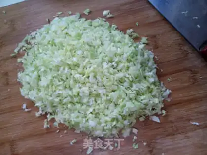 Make A cabbage dumpling step 2