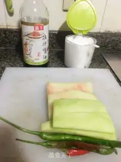 Make A watermelon step 1