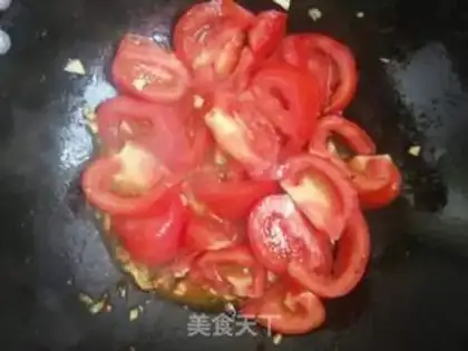 Make Tomato eggs for noodles step 4