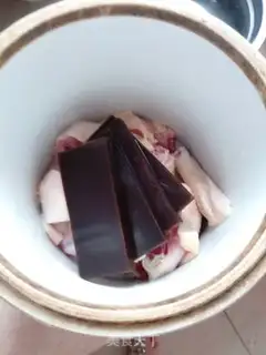 Make A chicken stew with glue step 2