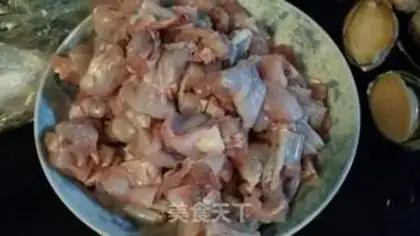 Make The bull frog loves shrimp step 0