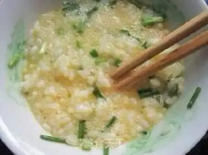 Make Old egg rice step 3