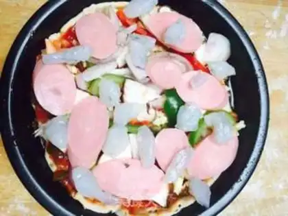 Make Sea and land pizza step 3