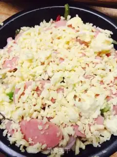 Make Sea and land pizza step 4