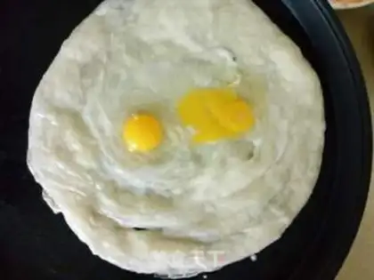 Make Hand grab cake step 1