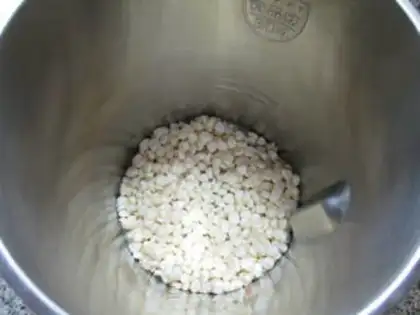 Make Red-tree sticky corn juice step 4