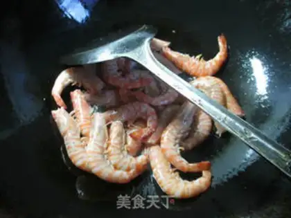 Make Plum-cracked shrimp step 3
