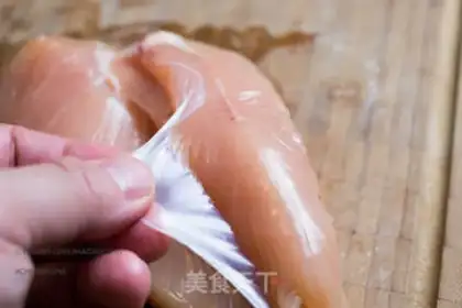 Make A silk-sliding chicken breast step 2