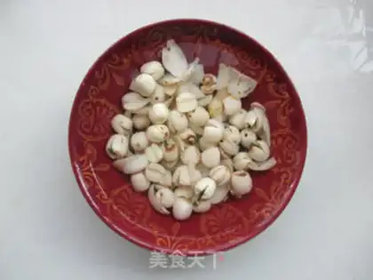 Make Lily Lotus Pumpkin step 1