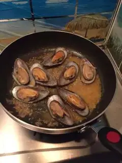 Make French cream mussels step 4