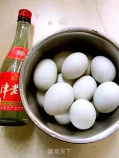 Make A duck egg step 2
