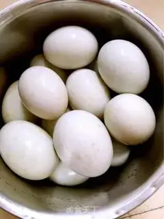 Make A duck egg step 3