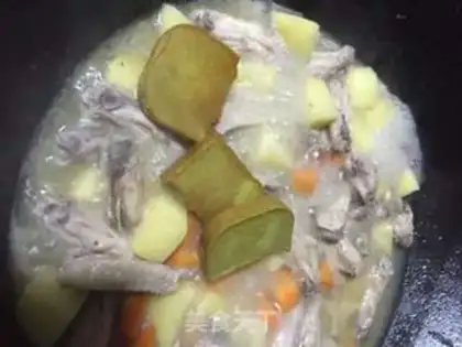 Make Potato curry chicken wings step 4