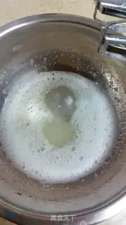Make Almond honey cake step 1