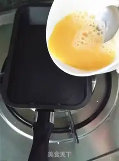 Make Egg rolls step 2