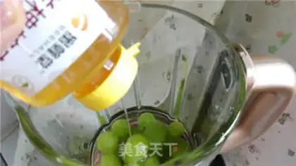 Make Fresh honey grapes step 2