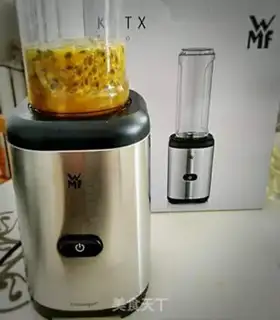 Make Peaches juice step 1