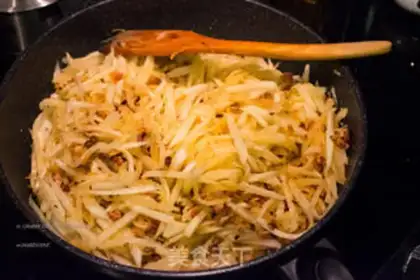 Make Spicy winter charms step 9