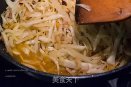 Make Spicy winter charms step 11