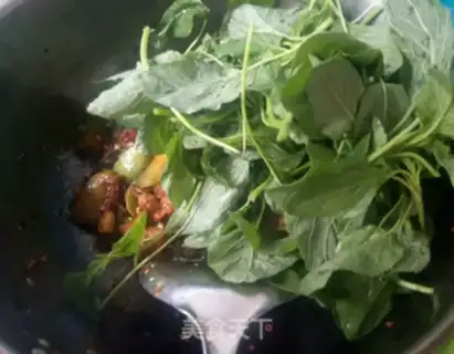 Make cucumber sauerkraut step 8