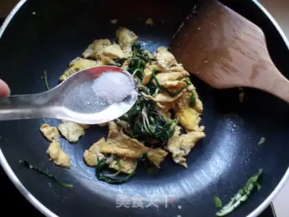 Make Pumpkin fried eggs step 7