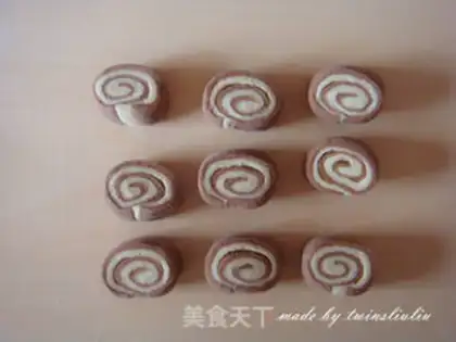 Make Snail buns of pasta step 9
