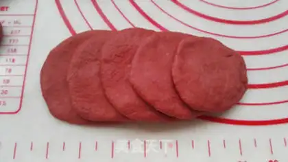 Make Red rose bread step 9