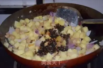 Make Potato chicken step 5
