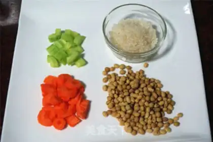 Make cucumber carrot soy sauce step 0