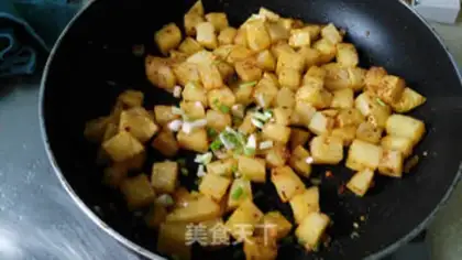 Make Spicy potatoes step 9