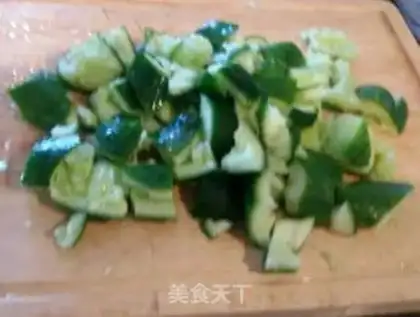 Make Spicy cucumber step 0