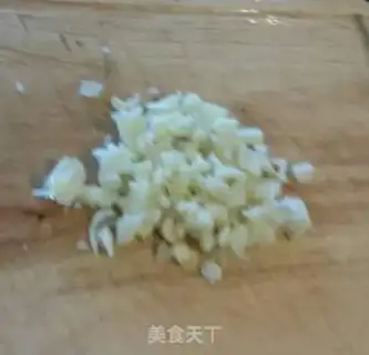 Make Spicy cucumber step 1