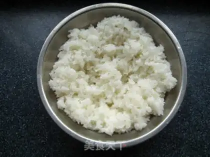 Make Butter and ham sushi step 1