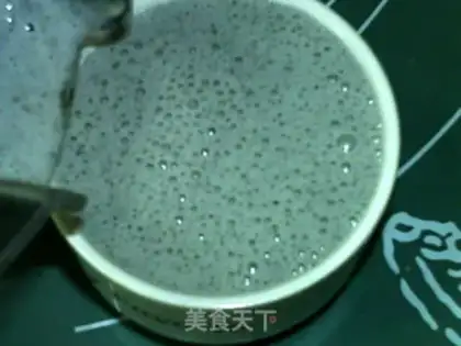 Make Black sesame banana milk step 4