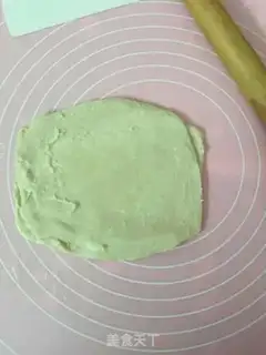 Make Sour sausage rolls step 1