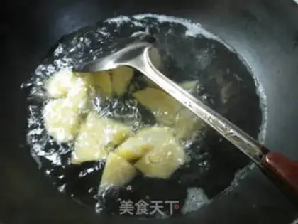 Make Potato-cracked shrimp step 1