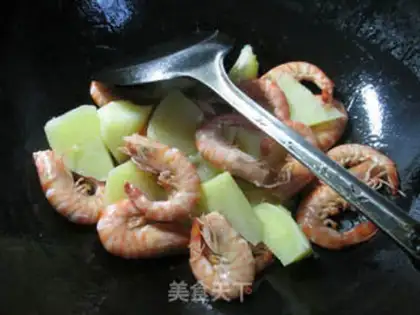 Make Potato-cracked shrimp step 4