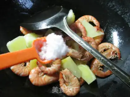 Make Potato-cracked shrimp step 6
