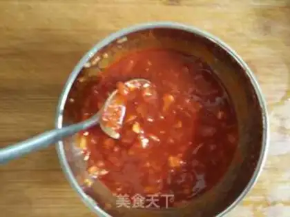 Make Korean chili with cold noodles step 2