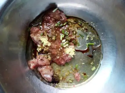 Make Pork spicy dumplings step 2