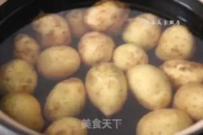 Make Scorched potatoes step 1