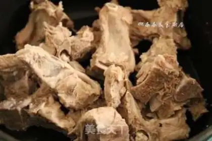 Make Simple pork bones step 1