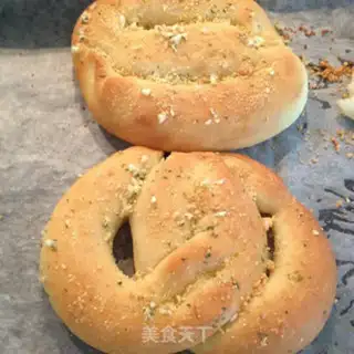 Make Garlic pretzels step 4