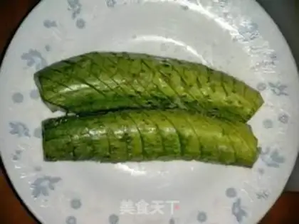 Make Spicy cucumbers step 1