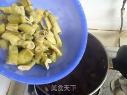 Make Dried beer duck step 23